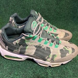 NIKE AIR MAX 95 CAMO